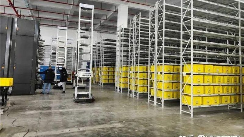 中型货架横梁长度：关键参数解析与选型要点**